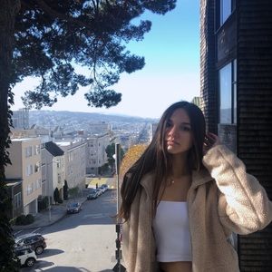 Meet your Posher, Micaela